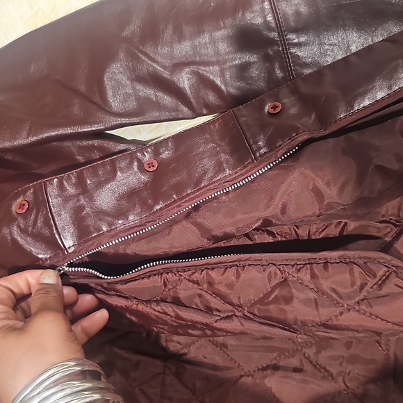 Women's Burgundy Leather Jacket This Jacket Is Absolutly Beautiful ! - Picture 4 of 10